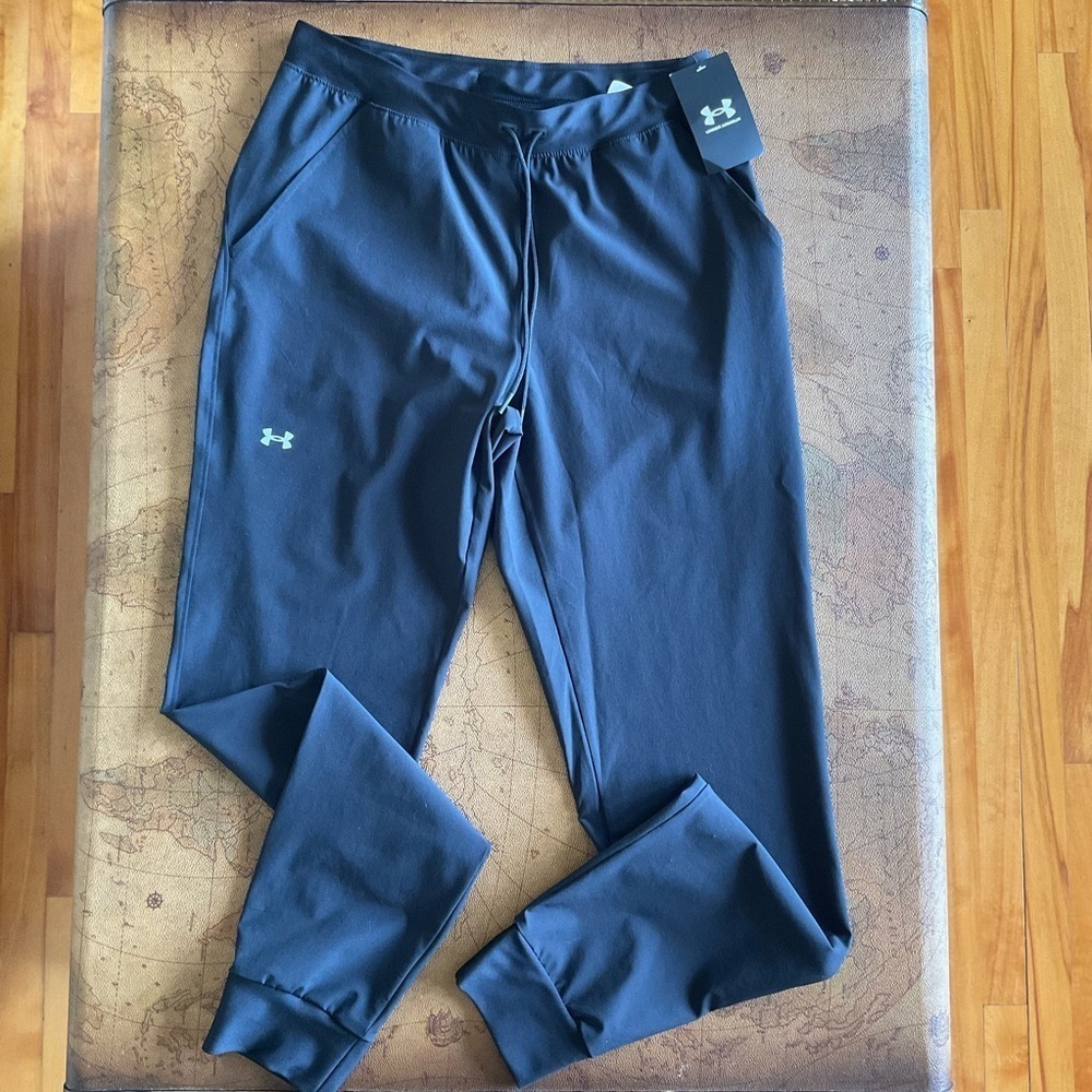 Under Armour Black Athletic heatgear Pants